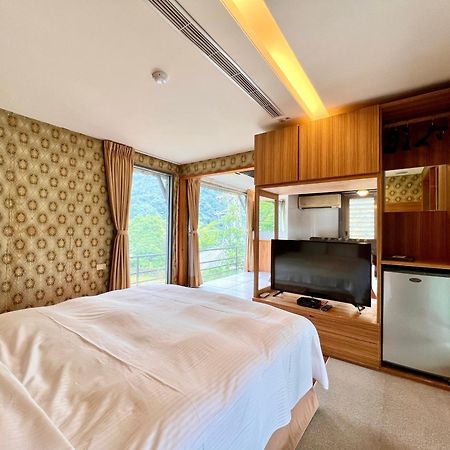 Wulai Sunglyu Hot Spring Resort Екстер'єр фото