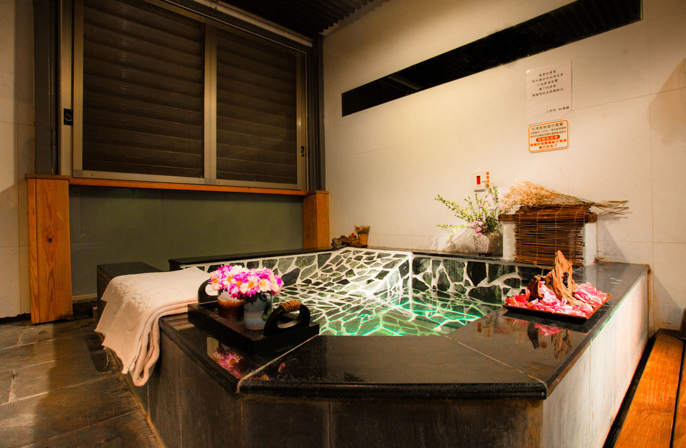 Wulai Sunglyu Hot Spring Resort Екстер'єр фото