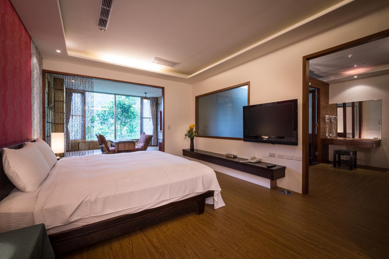 Wulai Sunglyu Hot Spring Resort Екстер'єр фото